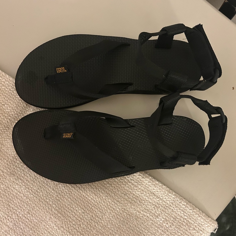 Teva Black Minimalist Sandals with Ankle Strap